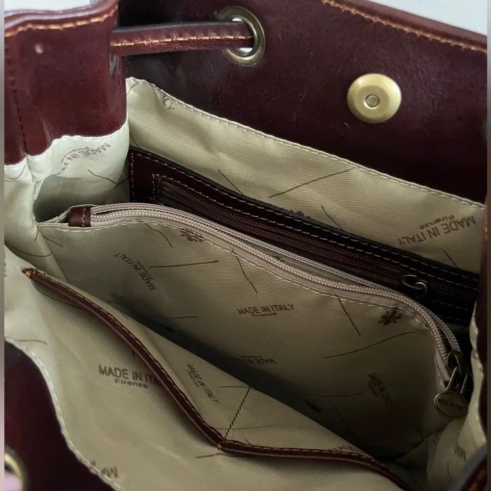 AIGIN‎ MILANON Alma leather Bag / Backpack Convertible